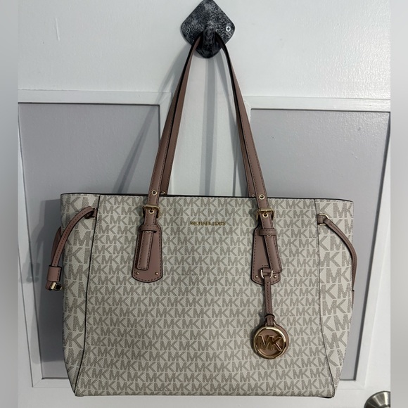 Michael Kors Handbags - Michael Kors MK Logo Tote in Beige and Dusty Pink